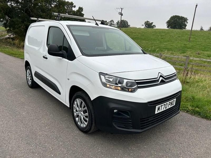 White Used 2020 Citroën Berlingo | £6,990 (Good price) - Image 1/4