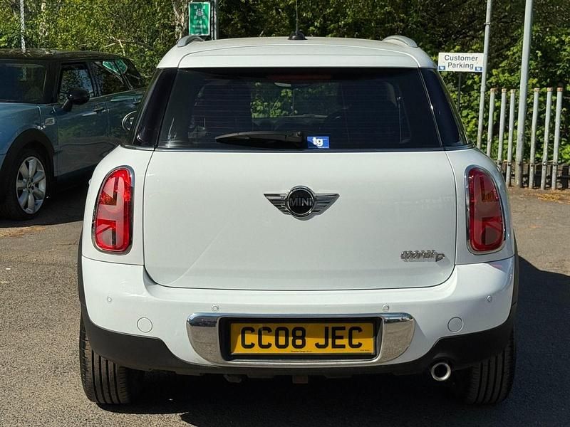 Usado Mini Cooper D 2011 Blanco Utilitario