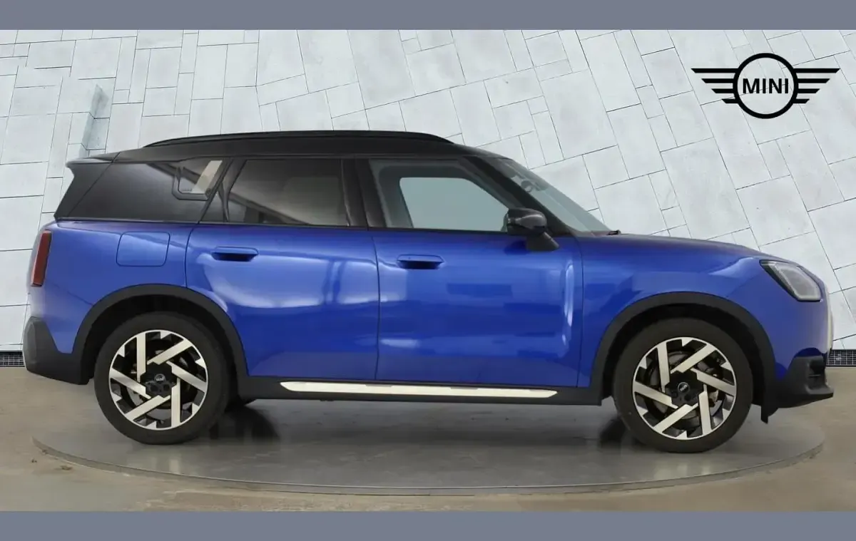 Usado Mini Countryman Exclusive 214 CV (157 kW) 2024 Azul SUV