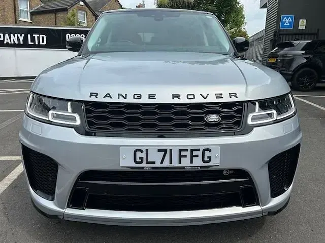 Used Land Rover Range Rover Sport SVR 575 HP (422 kW) 2021 Silver SUV
