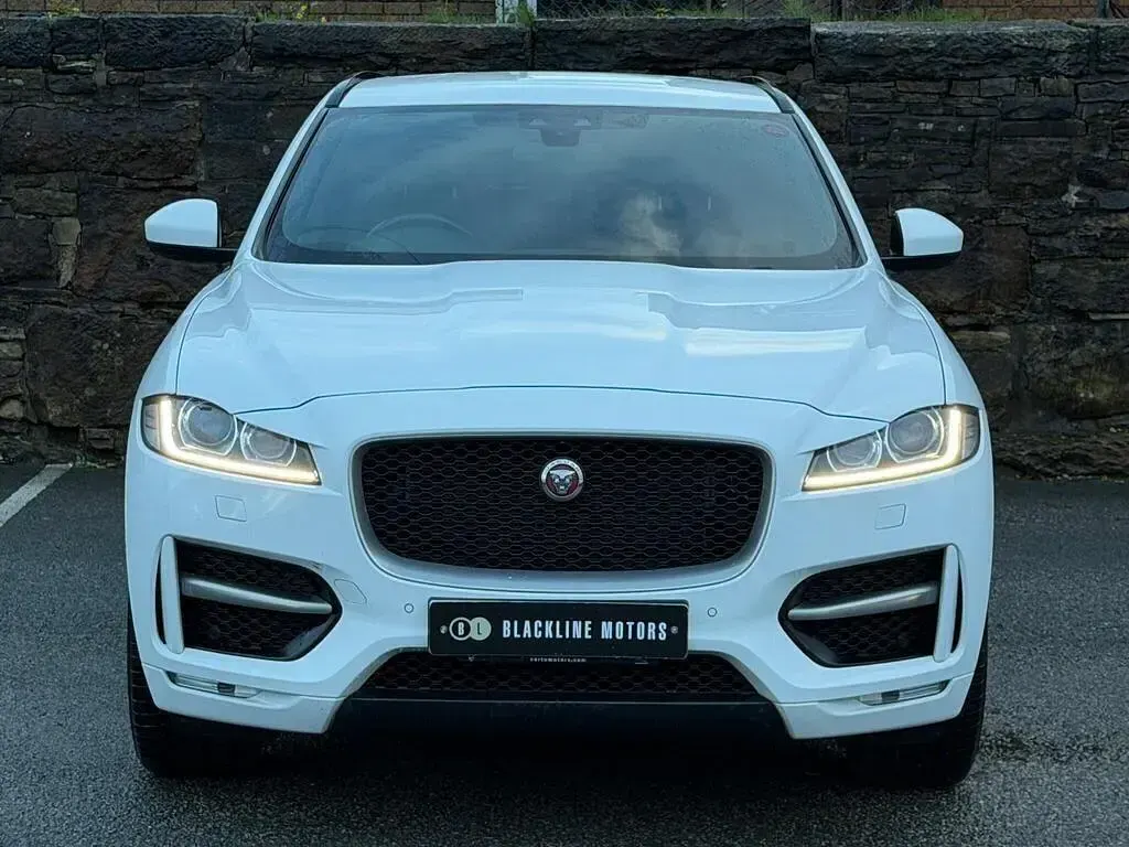 Used Jaguar F-Pace R-Sport 180 HP (132 kW) 2018 White SUV