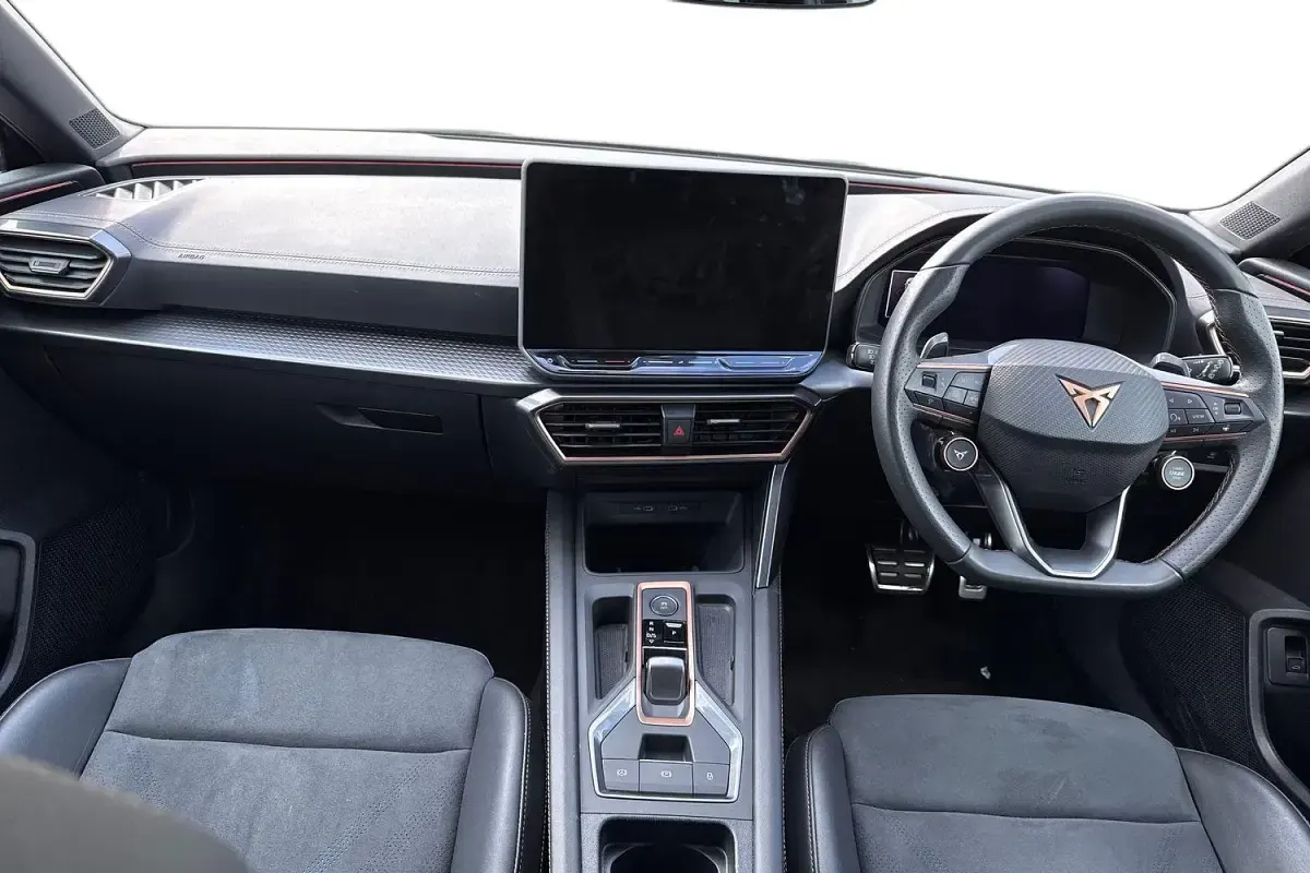 Used Cupra Leon 150 HP (110 kW) 2025 Grey Estate
