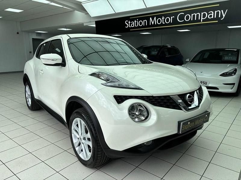 Used Nissan Juke N-Connecta 110 HP (80 kW) 2018 White SUV