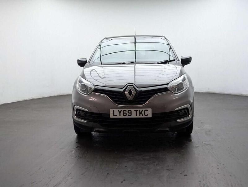 Used Renault Captur Iconic 90 HP (66 kW) 2019 Grey/black SUV
