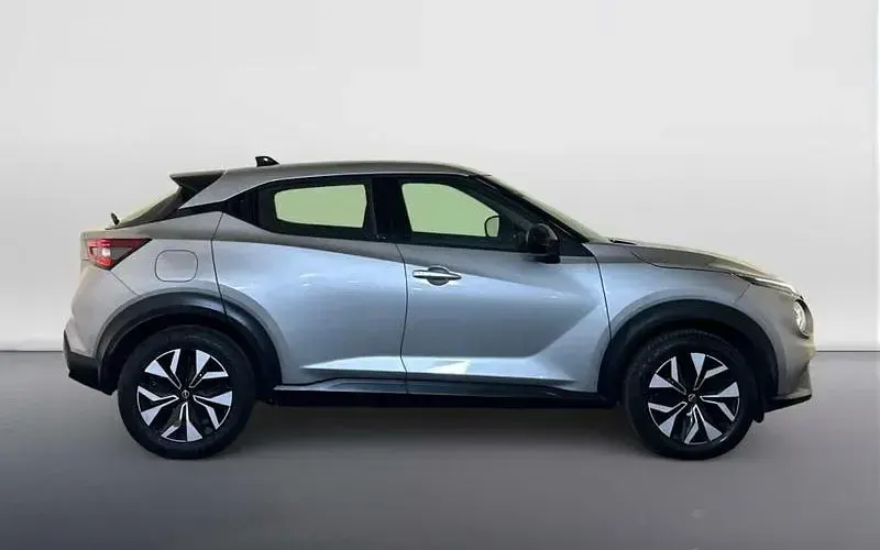 Used Nissan Juke Acenta 117 HP (86 kW) 2023 Silver SUV