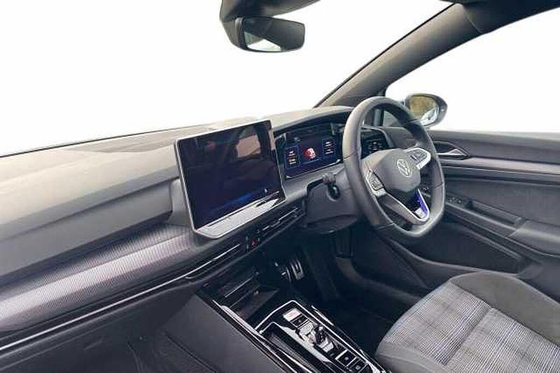 Used VW Golf VIII 272 HP (200 kW) 2025