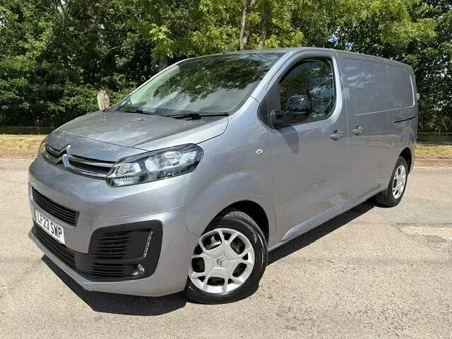 Used Citroën Dispatch 145 HP (106 kW) 2023 Grey MPV