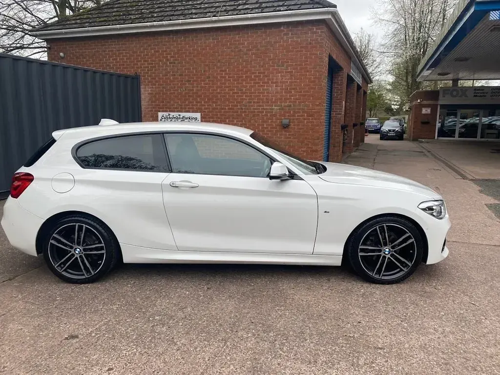 Used BMW 116 M Sport 116 HP (85 kW) 2019 White Hatchback