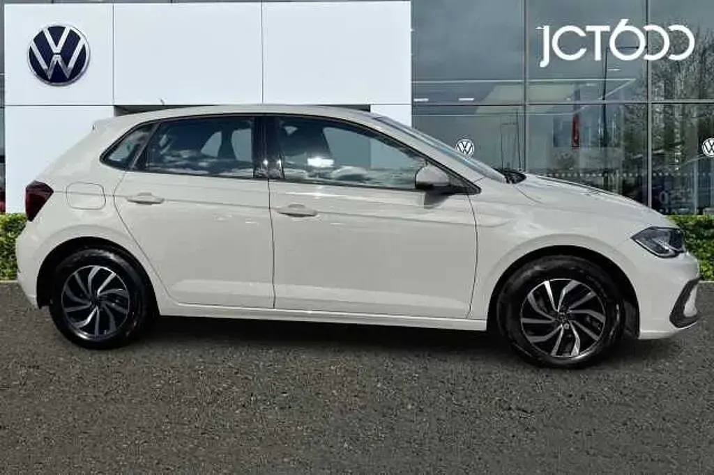 Used VW Polo Life 95 HP (69 kW) 2024 Grey Hatchback