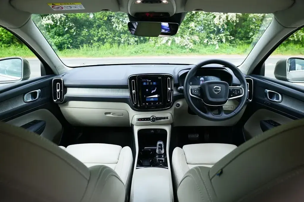 Usado Volvo XC40 Inscription 2022 Cinzento SUV