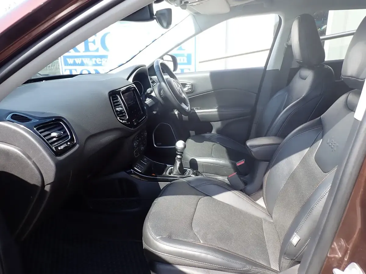 Used Jeep Compass Limited 140 HP (102 kW) 2019 Bronze SUV