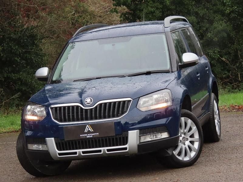 Blue Used 2017 Skoda Yeti SE SUV | £13,494 (Fair price) - Image 1/4