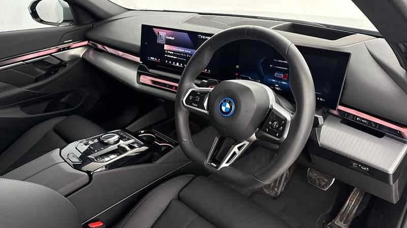 Used BMW i5 M Sport 246 kW (335 HP) 2025 Grey