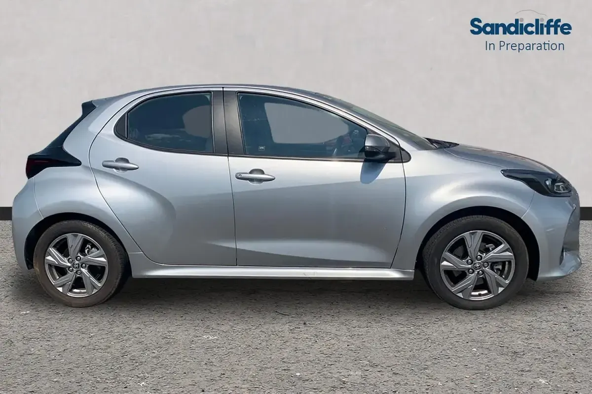 Used Toyota Yaris 116 HP (85 kW) 2025 Silver Hatchback
