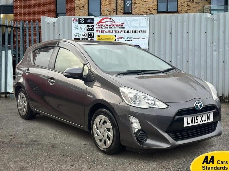 Second-hand Toyota Yaris Hybrid 100 CP (73 kW) 2015 Gri Hatchback