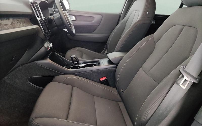 Used Volvo XC40 Core 169 kW (231 HP) 2022 SUV