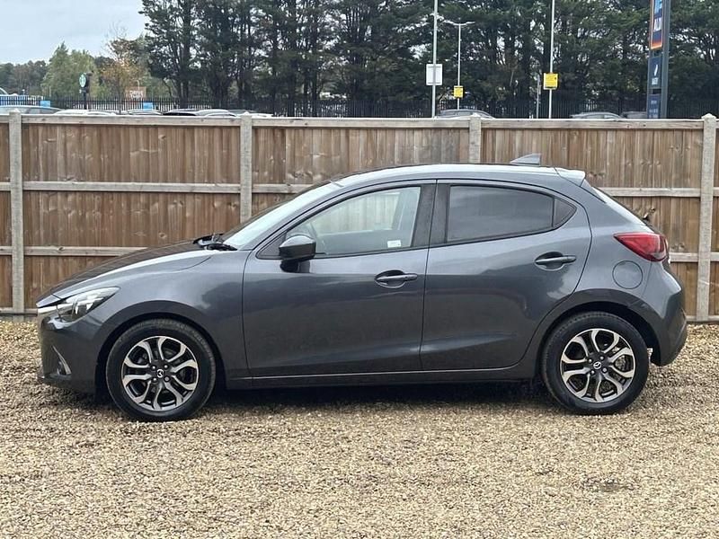 Used Mazda 2 Inclusive 90 HP (66 kW) 2018 Grey Hatchback