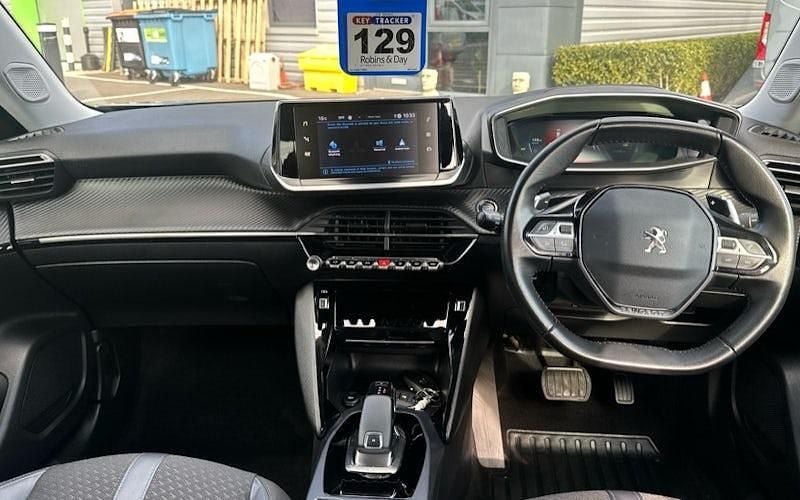 Used Peugeot 2008 Allure 131 HP (96 kW) 2020 Grey SUV