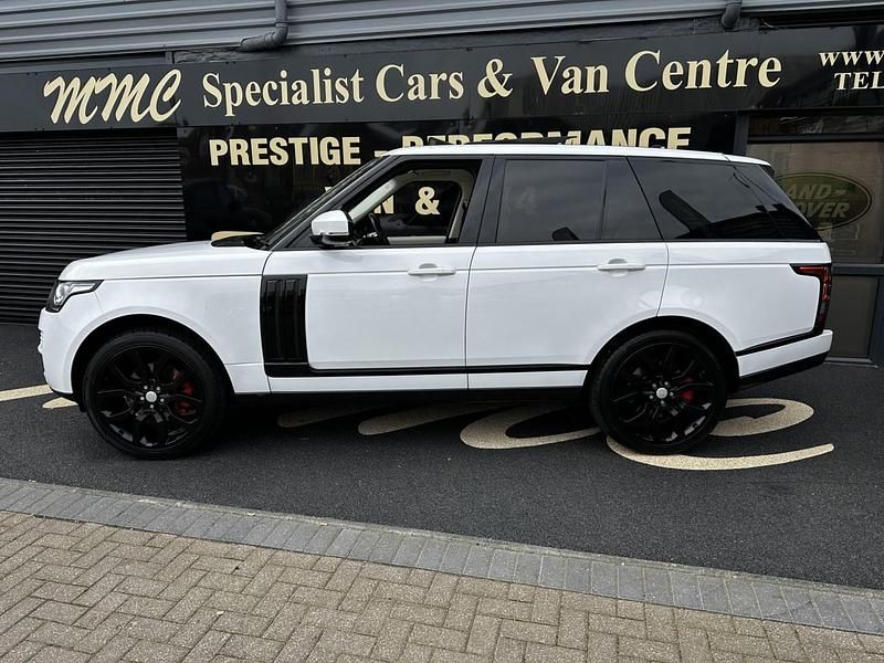 Used Land Rover Range Rover Vogue 258 HP (189 kW) 2015 White SUV