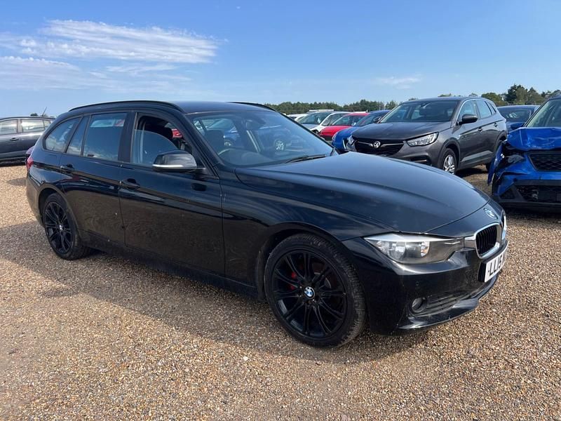 Black Used 2015 BMW 316 Estate | £4,500 - Image 1/4