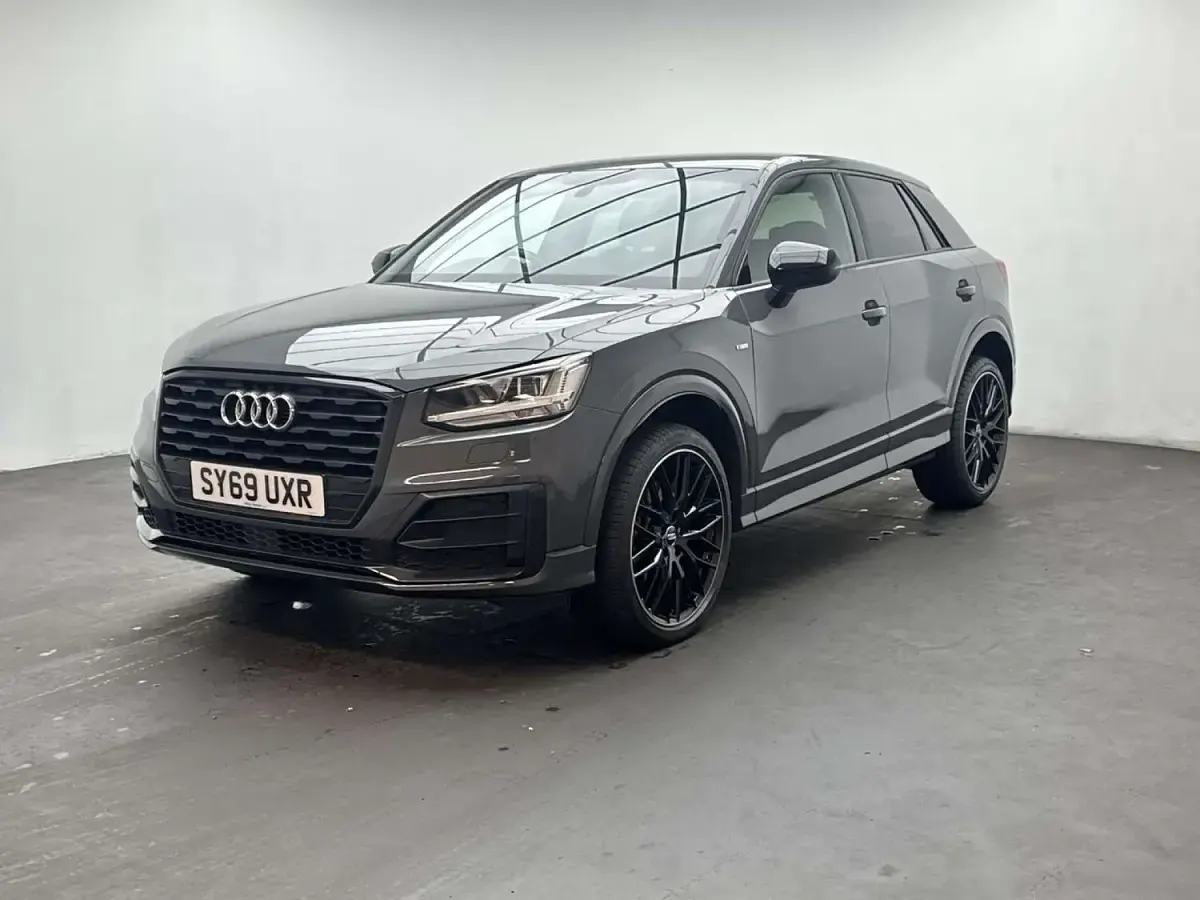 Used Audi Q2 Black Edition 150 HP (110 kW) 2019 Grey SUV