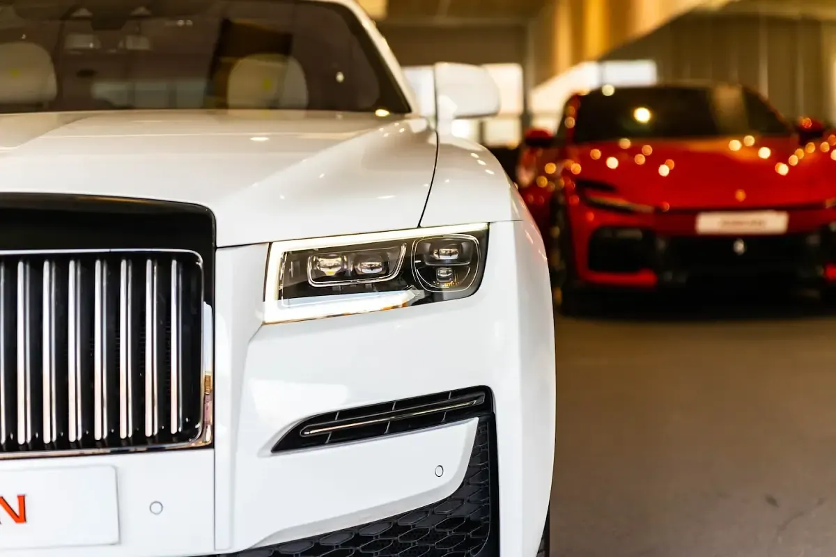 Used Rolls Royce Ghost 591 HP (434 kW) 2023 White Sedan