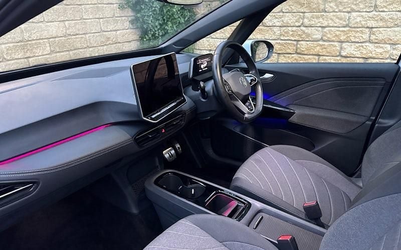 Used VW ID.3 Pro 150 kW (204 HP) 2025 White Hatchback