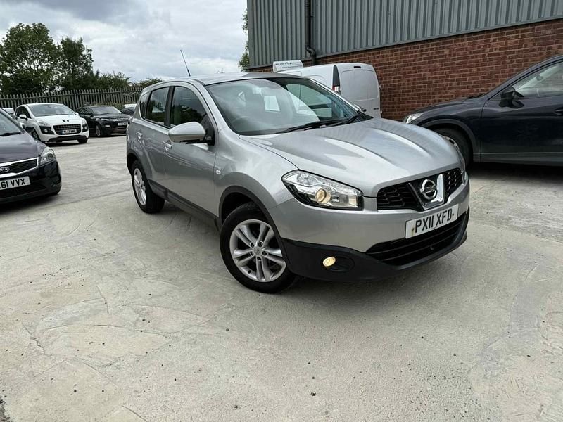 Silver Used 2011 Nissan Qashqai Acenta SUV | £1,895 (Good price) - Image 1/3