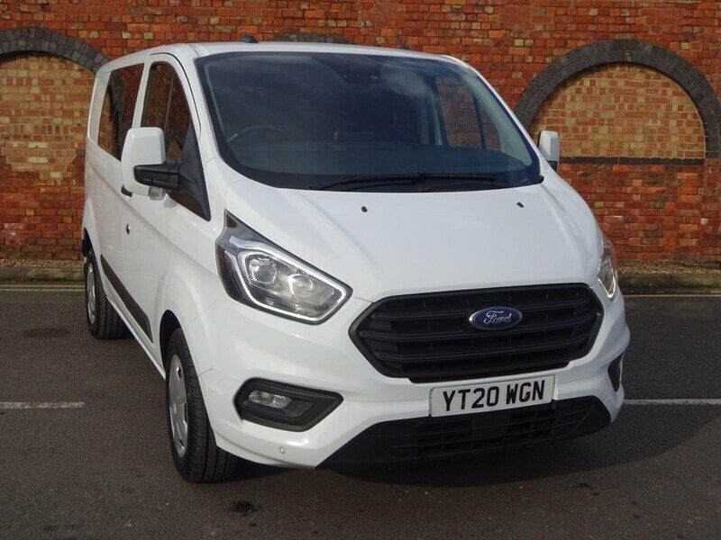 White Used 2020 Ford Transit Custom Trend Van | £11,995 (Fair price) - Image 1/4