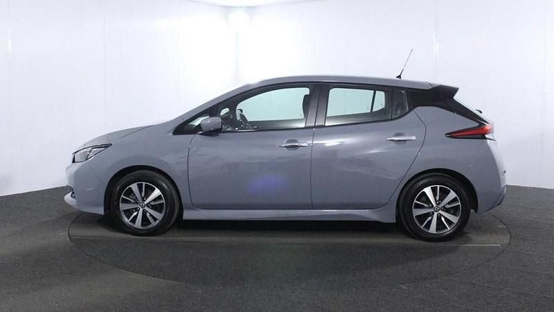 Used Nissan Leaf Acenta 110 kW (150 HP) 2021 Grey Hatchback