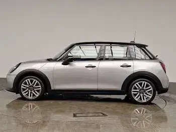 Used Mini Cooper Classic 114 kW (156 HP) 2025 Silver Hatchback