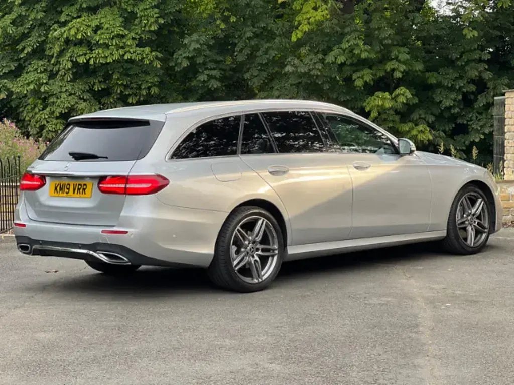Used Mercedes E220 AMG line 2019 Silver Estate