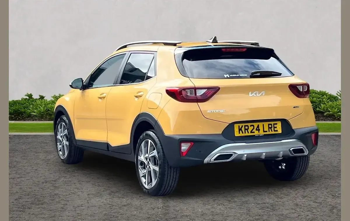Used Kia Stonic GT-Line 99 HP (72 kW) 2024 Yellow SUV