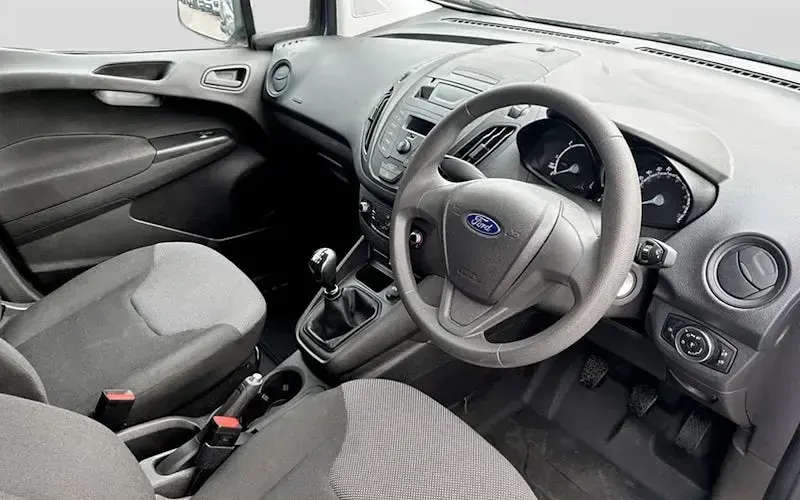 Used Ford Transit 101 HP (74 kW) 2023 Blue Van