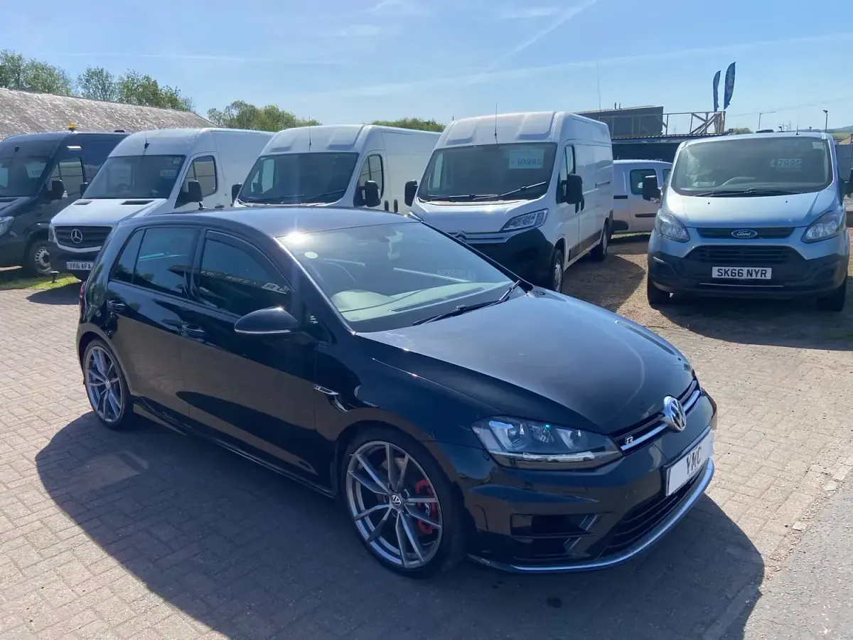 Used VW Golf VII R 2016 Black Hatchback