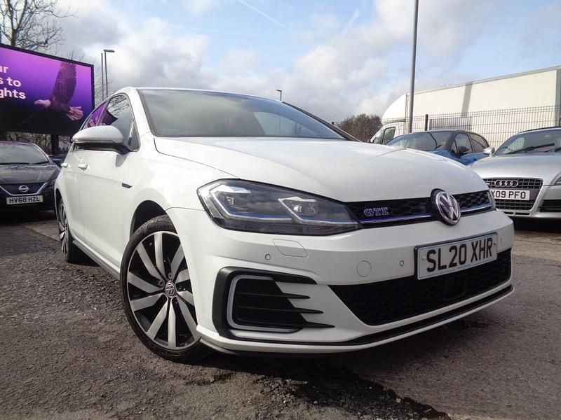 Used VW Golf VII Advance 204 HP (150 kW) 2020 White Hatchback