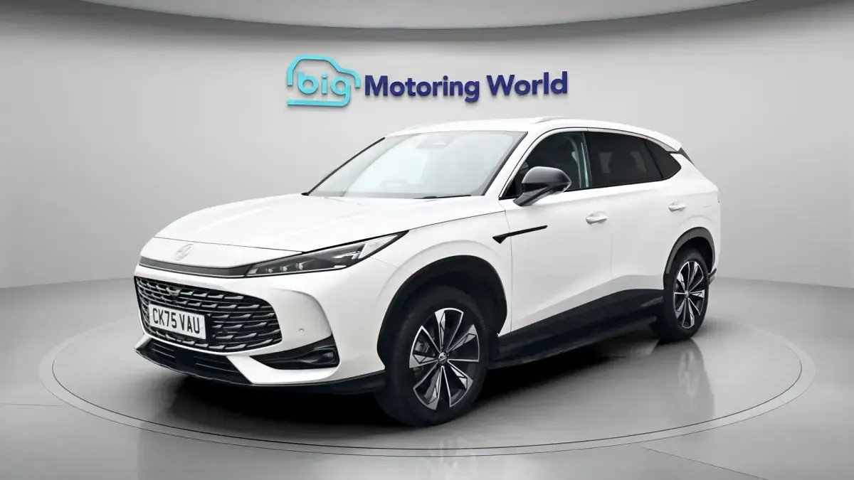 Used MG HS Trophy 303 HP (222 kW) 2025 White SUV