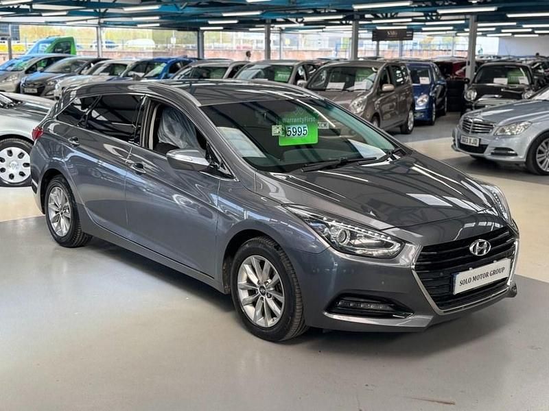 Used Hyundai i40 SE 141 HP (103 kW) 2015 Silver Estate