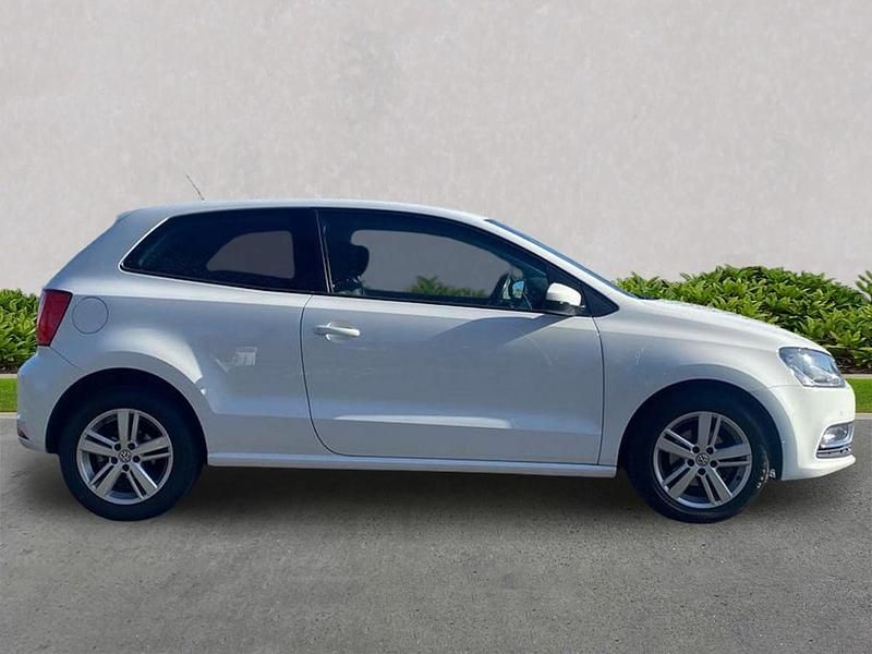 Used VW Polo Edition 90 HP (66 kW) 2017 White Hatchback