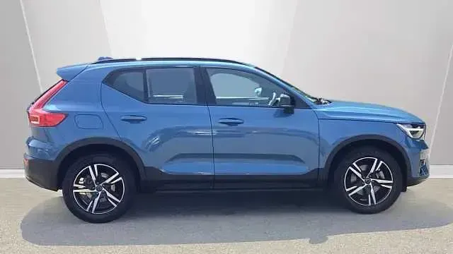 Used Volvo XC40 Plus 161 HP (118 kW) 2024 SUV
