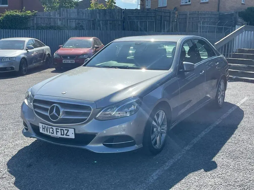 Used Mercedes E220 SE 170 HP (125 kW) 2013 Silver Sedan