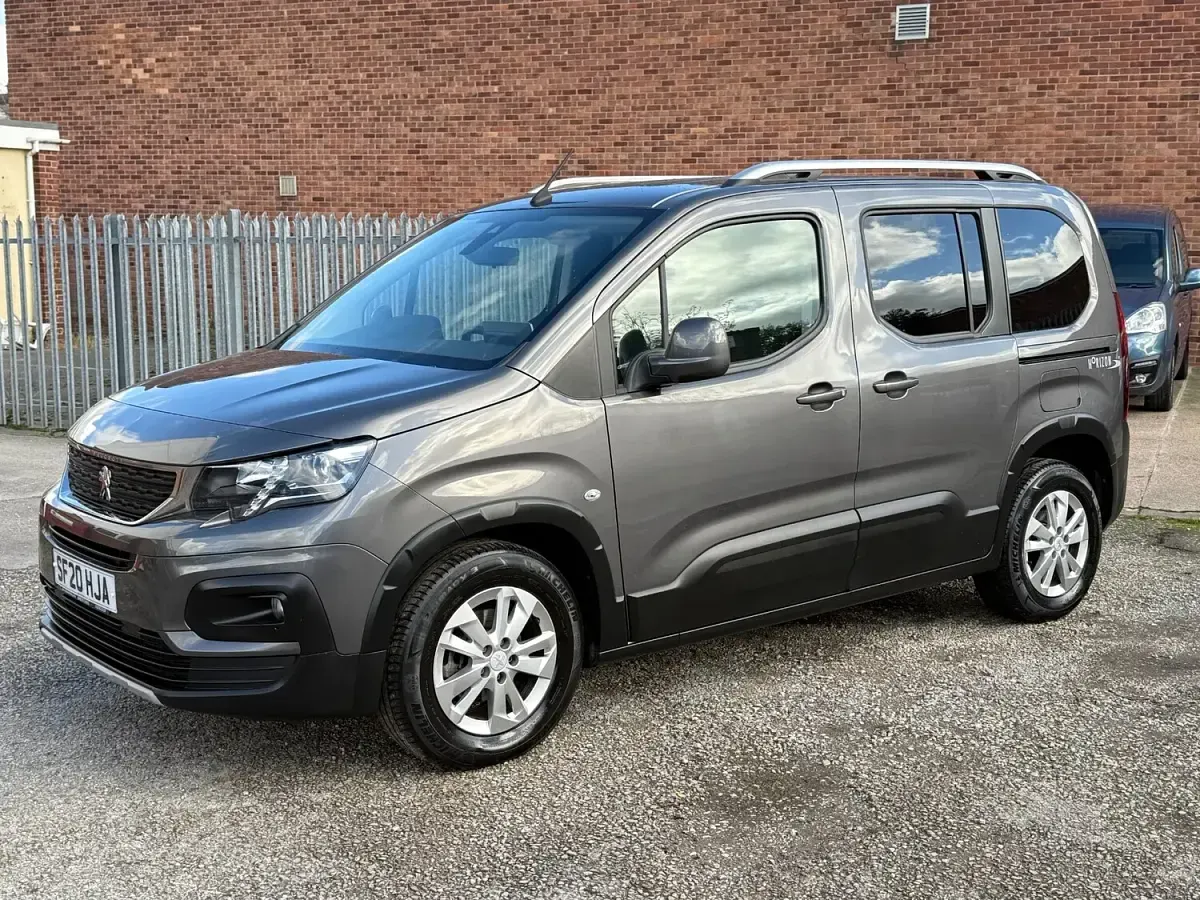 Used Peugeot Rifter Allure 2020 Grey MPV
