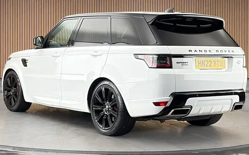 Used Land Rover Range Rover Sport HSE Dynamic 404 HP (297 kW) 2021 White SUV