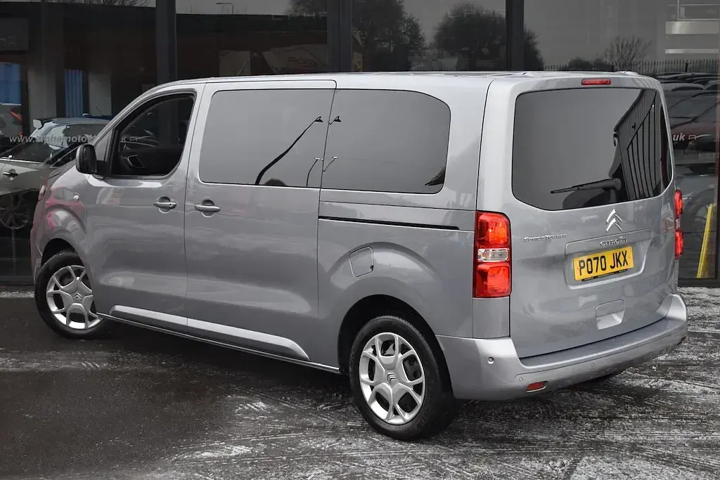 Used Citroën Spacetourer Feel 118 HP (86 kW) 2025 Grey MPV