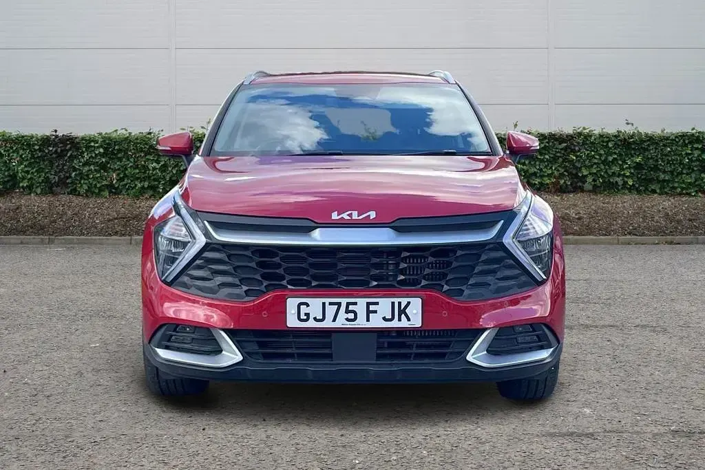 Used Kia Sportage 136 HP (100 kW) 2025 Red SUV