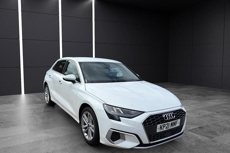 Used Audi A3 Sport 110 HP (80 kW) 2021 White Sedan
