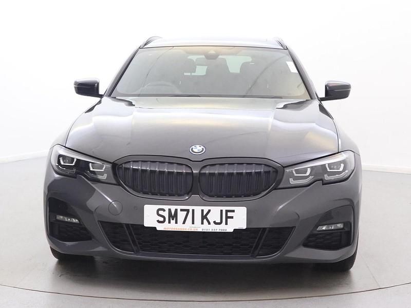 Used BMW 330e M Sport 288 HP (211 kW) 2022 Grey Estate