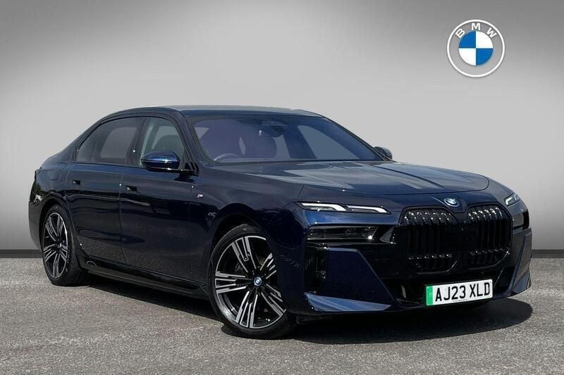 Blue Used 2023 BMW i7 M Sport Sedan | £64,990 (Super price) - Image 1/4