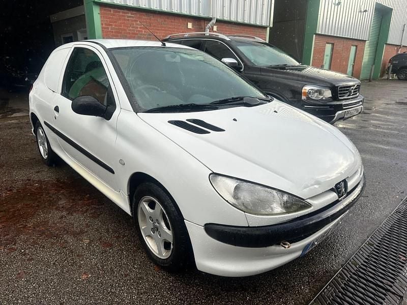 White Used 2004 Peugeot 206 Van | £1,150 - Image 1/4