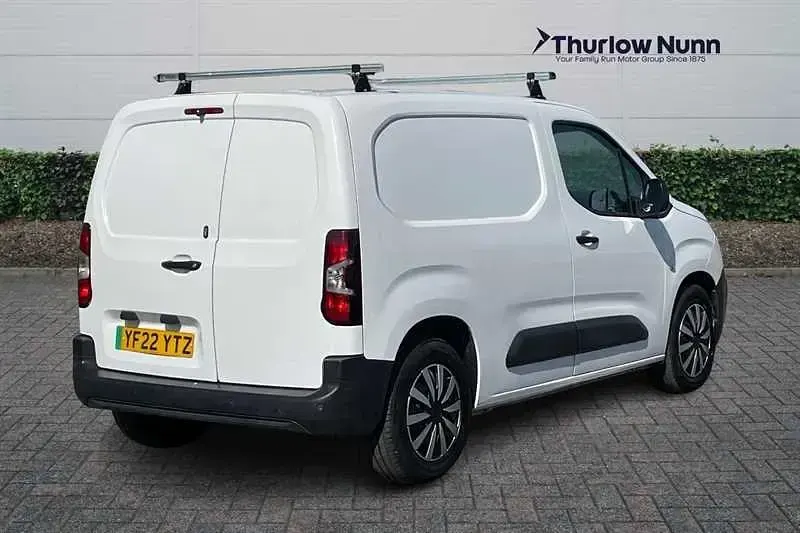Used Citroën e-Berlingo 100 kW (136 HP) 2022 White MPV
